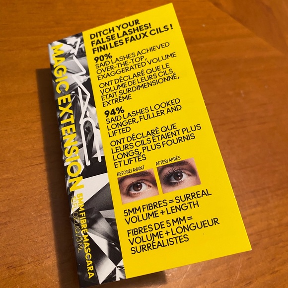 MAC Magic Extension Mascara - Picture 2 of 14